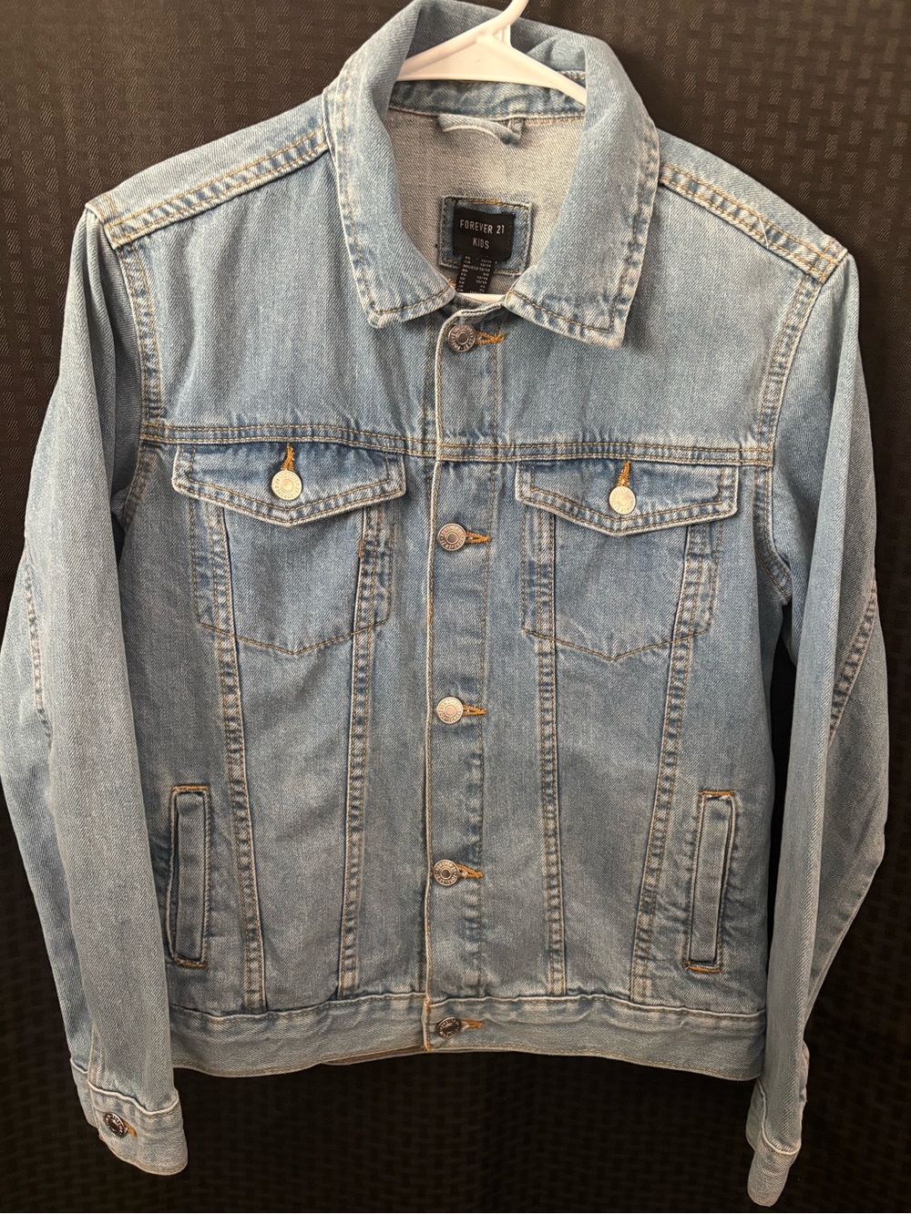 Forever 21 Light Wash Denim Jean Jacket - Pale Blue